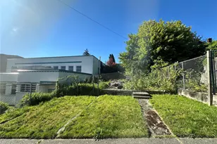 1210 35th St, Everett, WA 98201 - Photo 1