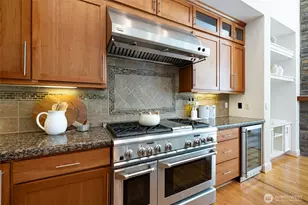 716 99th Ave NE, Bellevue, WA 98004 - Photo 9