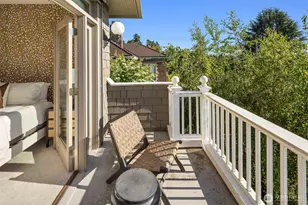 1906 10th Ave E, Seattle, WA 98102 - Photo 17