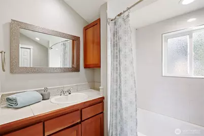 7114 California Avenue SW #A, Seattle, WA 98136 - Photo 17