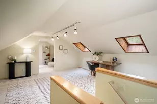 16 Bridlewood Cir, Kirkland, WA 98033 - Photo 29