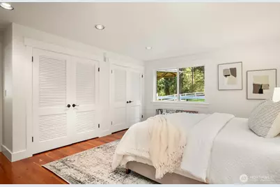 16 Bridlewood Circle, Kirkland, WA 98033 - Photo 19