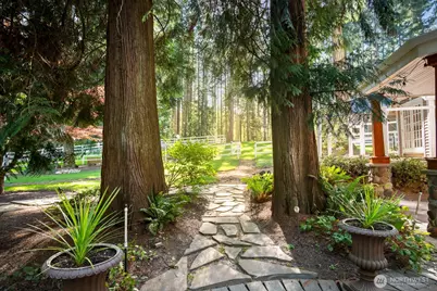 16 Bridlewood Circle, Kirkland, WA 98033 - Photo 5