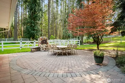 16 Bridlewood Circle, Kirkland, WA 98033 - Photo 3