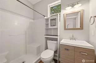 17416 91st Ave E, Puyallup, WA 98375 - Photo 3