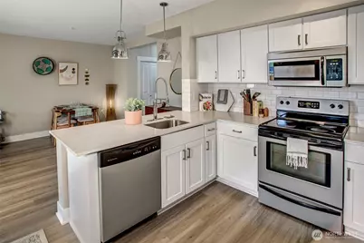 11415 Slater Avenue NE #305, Kirkland, WA 98033 - Photo 13