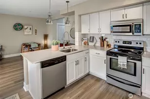 11415 Slater Ave NE, Kirkland, WA 98033 - Photo 13