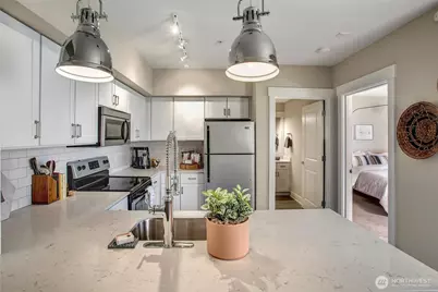 11415 Slater Avenue NE #305, Kirkland, WA 98033 - Photo 11