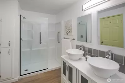 7705 E Casino Road, Everett, WA 98203 - Photo 15