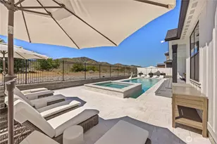 1118 Sunset Ln, Chelan, WA 98816 - Photo 9
