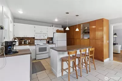 1921 Mt Brynion Road, Kelso, WA 98626 - Photo 9