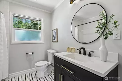 108 N 184th Street, Shoreline, WA 98133 - Photo 15