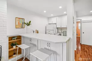 901 5th Ave N, Seattle, WA 98109 - Photo 9