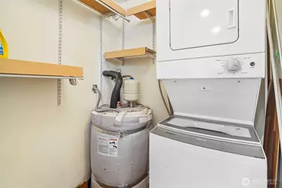 901 5th Avenue N #107, Seattle, WA 98109 - Photo 13