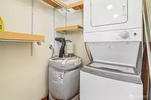 901 5th Ave N, Seattle, WA 98109 - Photo 13