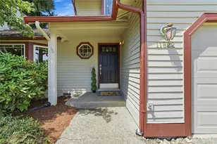 11822 37th Dr SE, Everett, WA 98208 - Photo 3