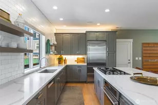6916 Flora Ave S, Seattle, WA 98108 - Photo 7