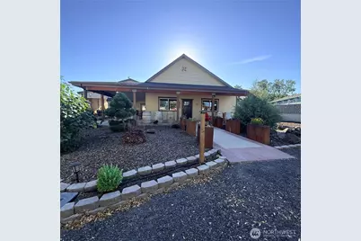 209 S B Street, Prescott, WA 99348 - Photo 1