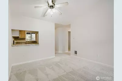 11114 NE 125th Lane #G325, Kirkland, WA 98034 - Photo 5