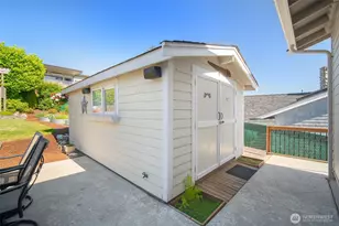8037 Chinook Way, Blaine, WA 98230 - Photo 13