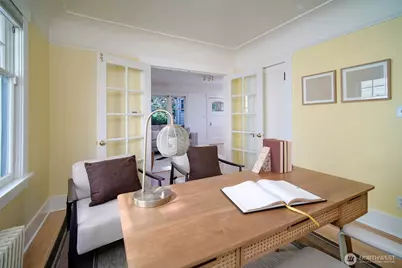511 N 76th Street, Seattle, WA 98103 - Photo 15