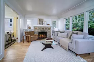 511 N 76th St, Seattle, WA 98103 - Photo 3