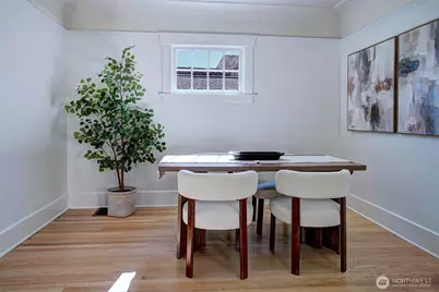 511 N 76th Street, Seattle, WA 98103 - Photo 7