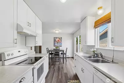 9024 E G St, Tacoma, WA 98445 - Photo 15