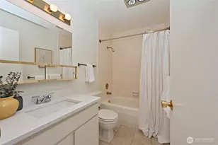 6343 Sand Point Way NE, Seattle, WA 98115 - Photo 19