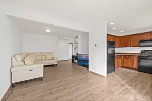 306 Poppy Rd, Bothell, WA 98012 - Photo 9