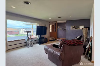 712 E 2nd Avenue, Odessa, WA 99159 - Photo 5