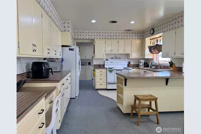 712 E 2nd Avenue, Odessa, WA 99159 - Photo 9