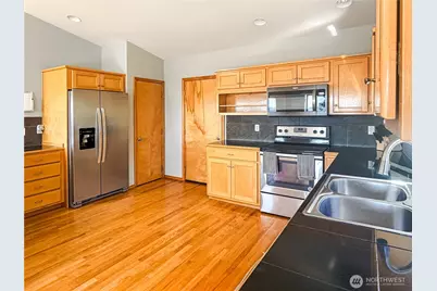 673 Majestic View Lane, Camano Island, WA 98282 - Photo 11