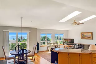 673 Majestic View Ln, Camano Island, WA 98282 - Photo 7