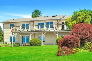 673 Majestic View Ln, Camano Island, WA 98282 - Photo 5