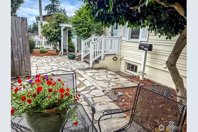 2920 15th, Bremerton, WA 98312 - Photo 3