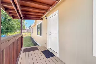10511 137th St E, Puyallup, WA 98374 - Photo 3