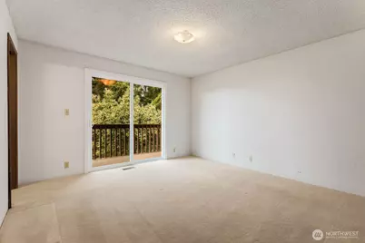 7413 Soundview Drive, Edmonds, WA 98026 - Photo 19