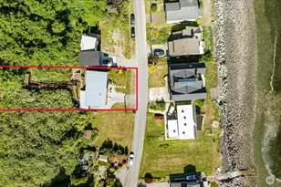 3627 Driftwood Dr, Clinton, WA 98236 - Photo 23