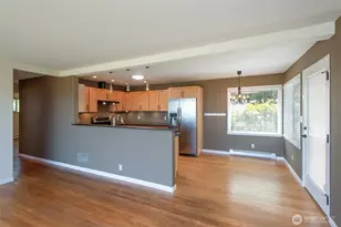 619 E Park Ave, Port Angeles, WA 98362 - Photo 9
