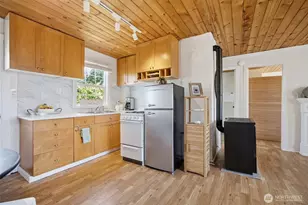 7910 Birch Bay Dr, Blaine, WA 98230 - Photo 15