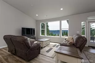 361 NE Southridge Dr, Belfair, WA 98528 - Photo 13