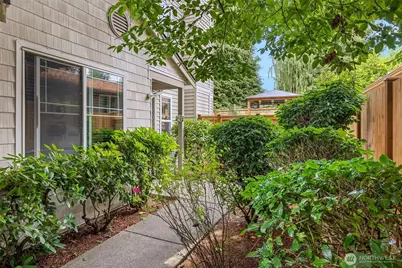 2009 196th Street SE #E104, Bothell, WA 98012 - Photo 29