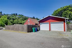 702 N Skagit St, Burlington, WA 98233 - Photo 5