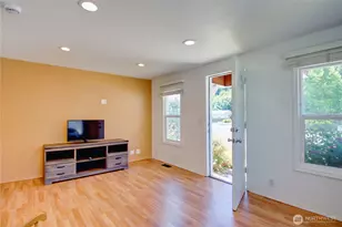 702 N Skagit St, Burlington, WA 98233 - Photo 7