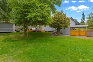 8104 Sierra Dr, Edmonds, WA 98026 - Photo 37