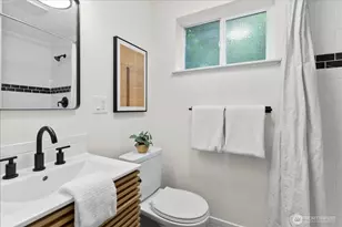8104 Sierra Dr, Edmonds, WA 98026 - Photo 29
