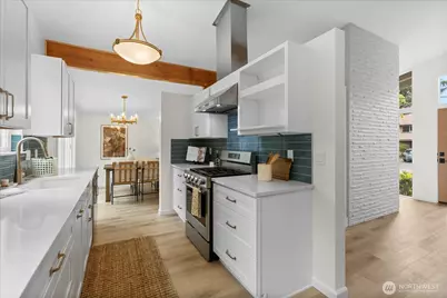 8104 Sierra Drive, Edmonds, WA 98026 - Photo 15