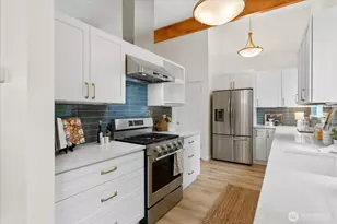 8104 Sierra Dr, Edmonds, WA 98026 - Photo 13