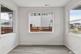 15332 208th Ave E, Bonney Lake, WA 98391 - Photo 9